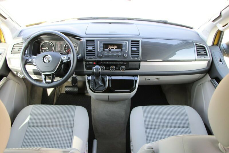Volkswagen T6 California Coast DSG