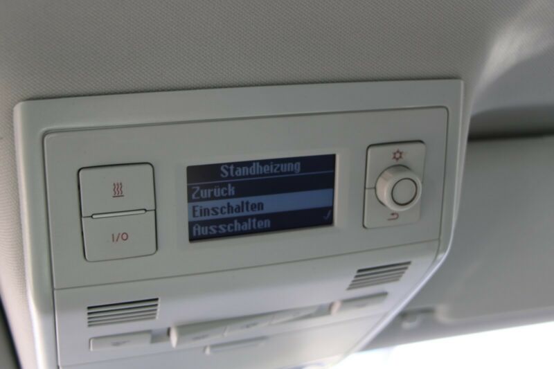 Volkswagen T6 California Coast DSG