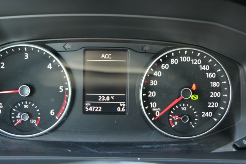 Volkswagen T6 California Coast DSG