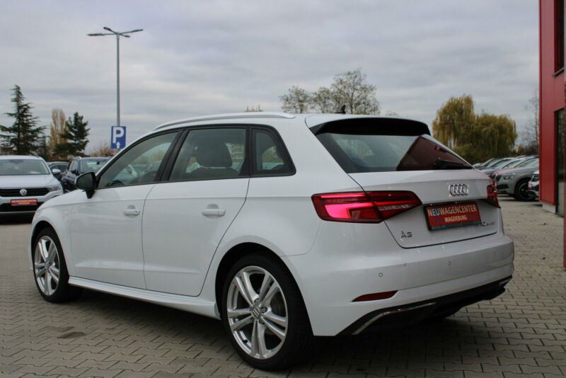 Audi A3 Sportback 40 e-tron sport