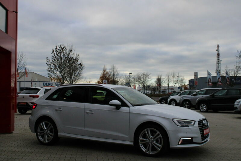 Audi A3 Sportback 40 e-tron sport