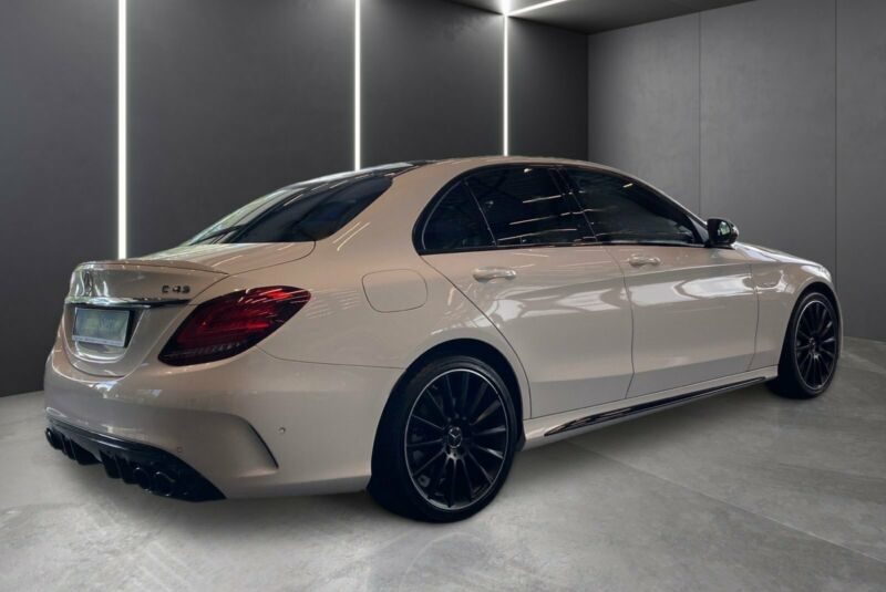 Mercedes-Benz AMG C 43  Pot d’échappement Perf
