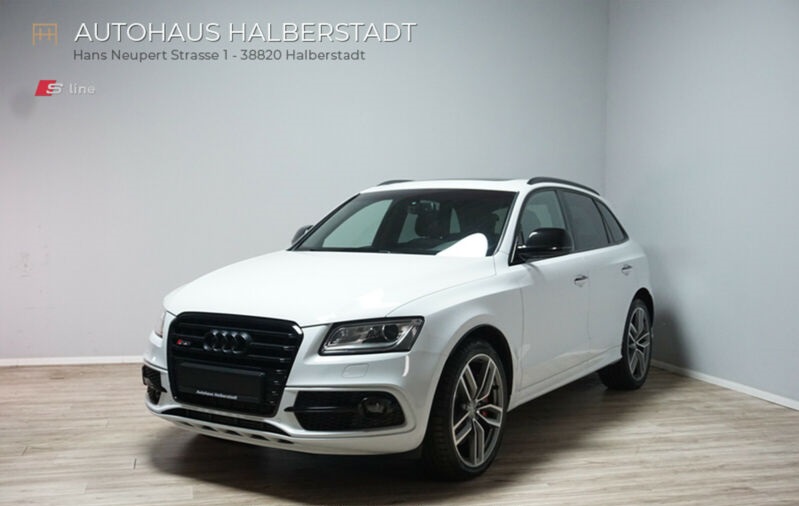 Audi SQ5 plus 3.0 TDI carbone, caméra