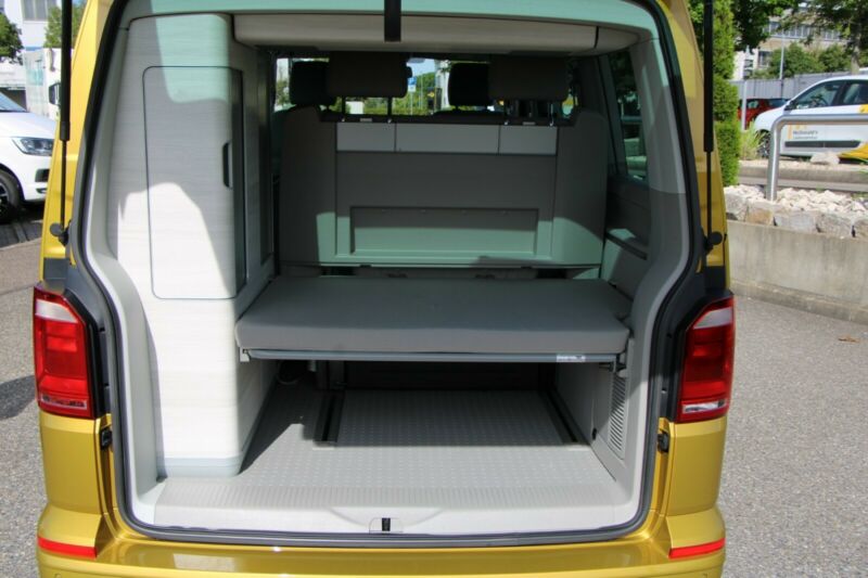 Volkswagen T6 California Coast DSG