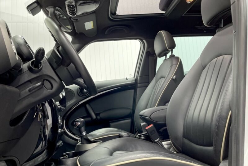 MINI Cooper S Countryman CUIR  NAVI  PANO