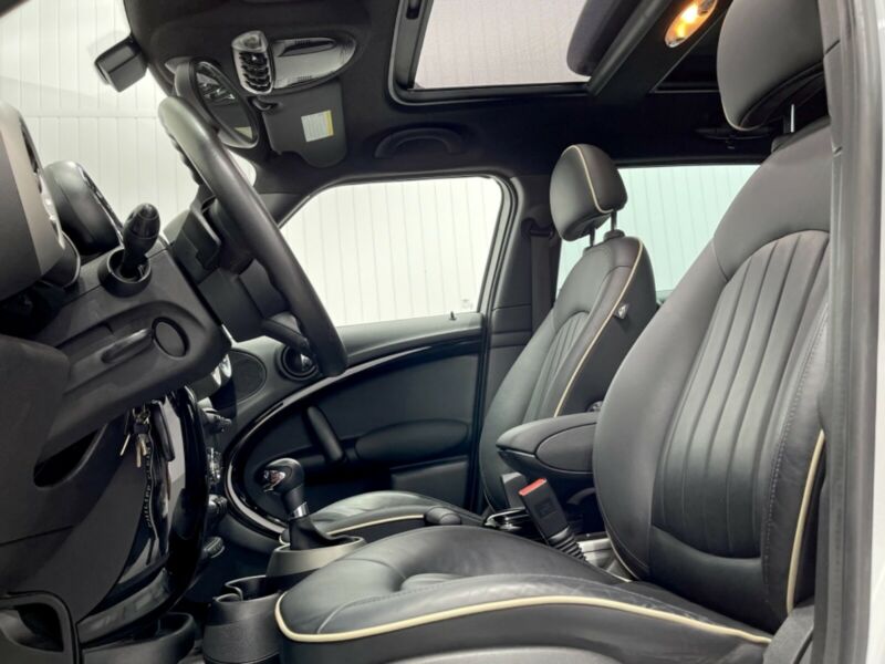 MINI Cooper S Countryman CUIR  NAVI  PANO
