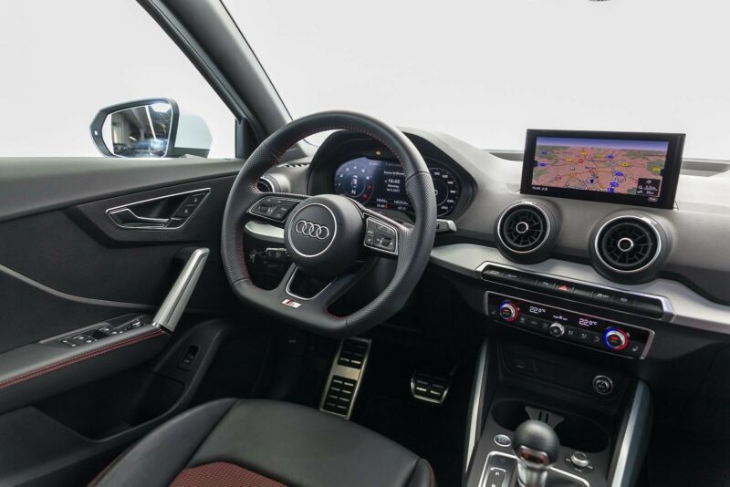 Audi Q2 sport 35 TFSI S tronic S-Line