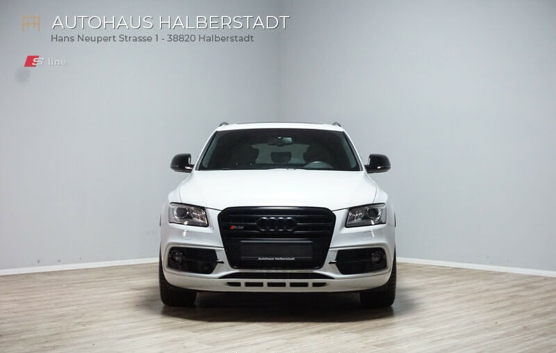 Audi SQ5 plus 3.0 TDI carbone, caméra