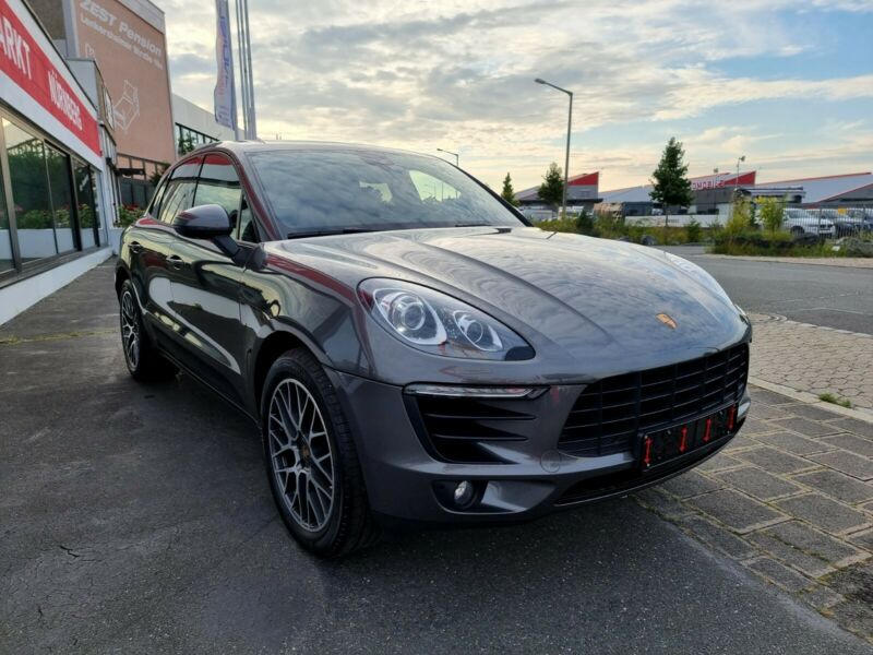 Porsche Macan Sport  BOSE  ALCANTARA PANORAMA