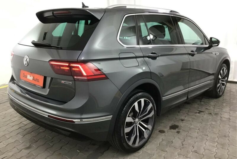 Volkswagen Tiguan 2.0 TDI 4M R-LINE
