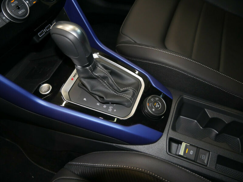 Volkswagen T-Roc R 2.0 TSI 4M DCC