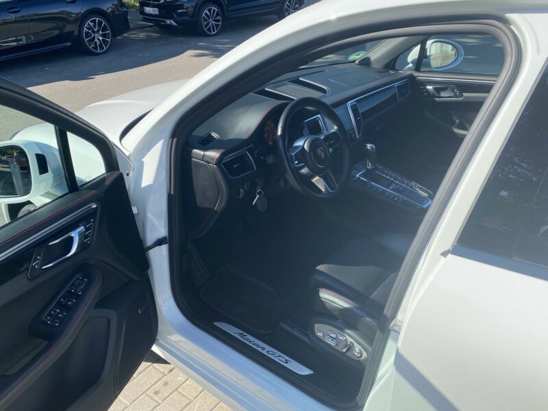 Porsche Macan GTS PDK PANO NAV BOSE