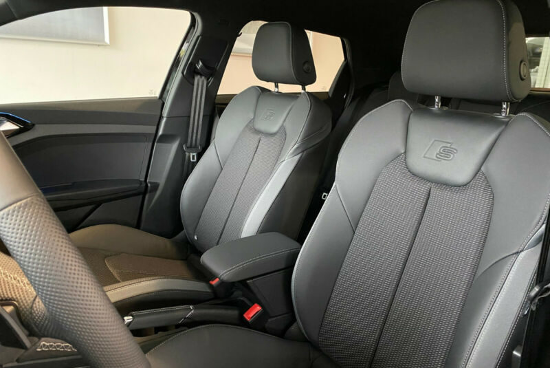 Audi A1 40 TFSI Sport back S Line