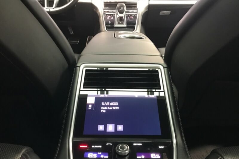 Porsche Panamera 4 Hybride électrique