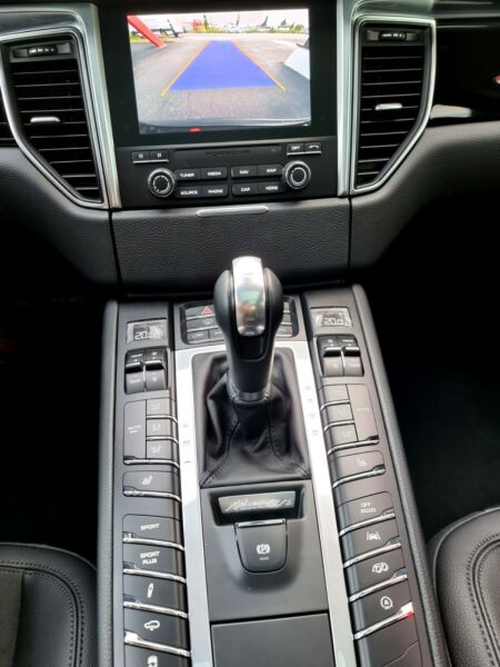 Porsche Macan Sport  BOSE  ALCANTARA PANORAMA