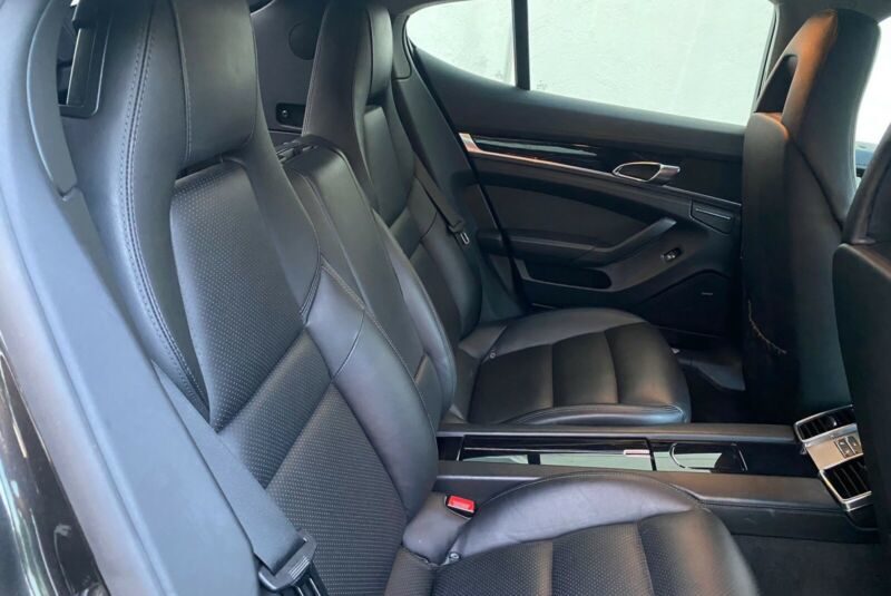 Porsche Panamera 4 S Jantes 22 POUCES Bi-Xénon