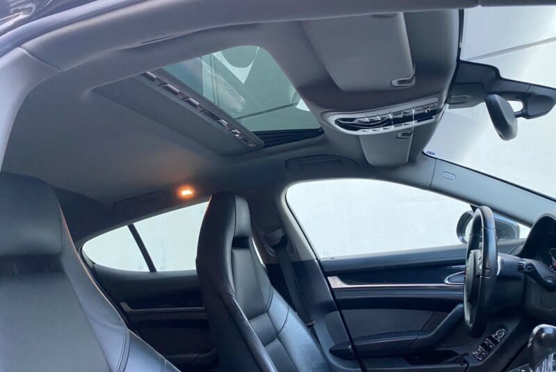 Porsche Panamera 4 S Jantes 22 POUCES Bi-Xénon