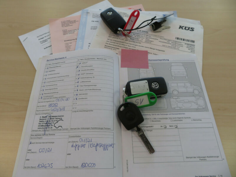 Volkswagen T5 California Beach avec kitchenette