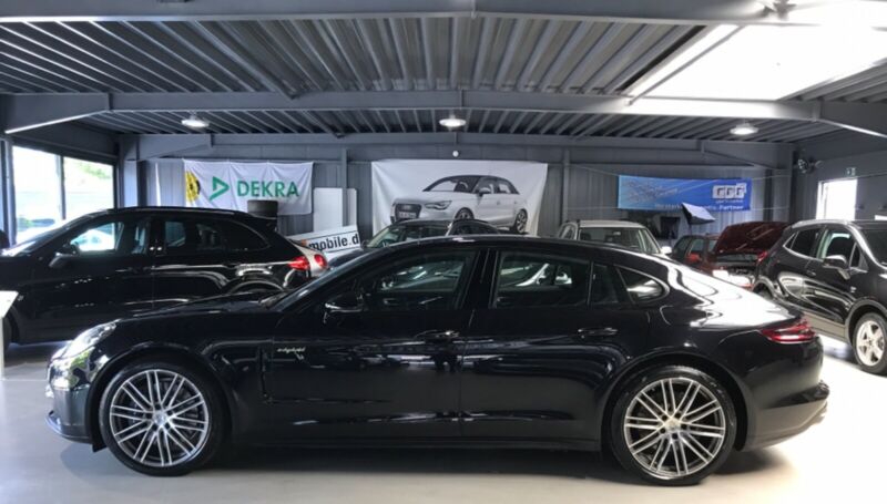 Porsche Panamera 4 Hybride électrique