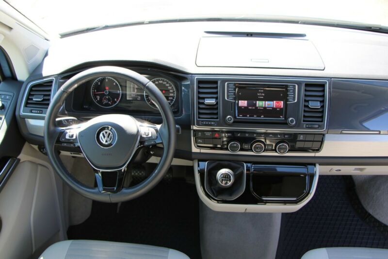 T6 California Ocean Edition Caméra 150 cv