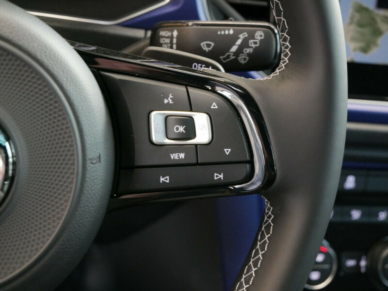 Volkswagen T-Roc R 2.0 TSI 4M DCC