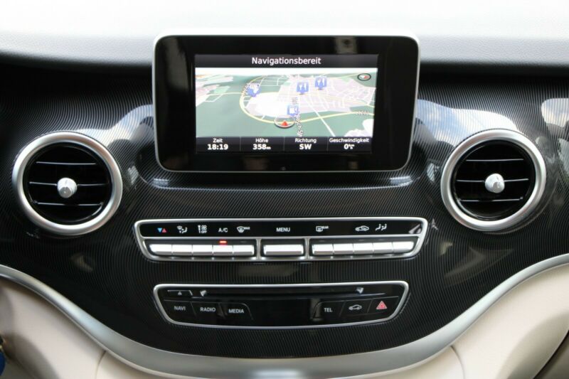 Mercedes-Benz V 220 Marco Polo Edition Distronic