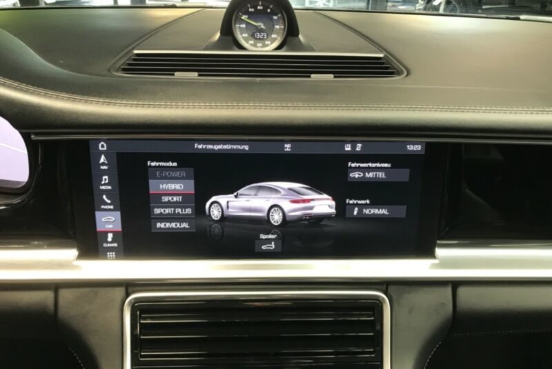 Porsche Panamera 4 Hybride électrique