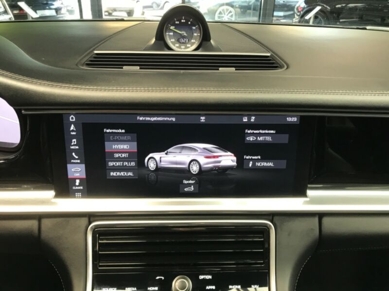 Porsche Panamera 4 Hybride électrique