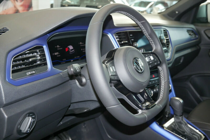Volkswagen T-Roc R 2.0 TSI 4M DCC