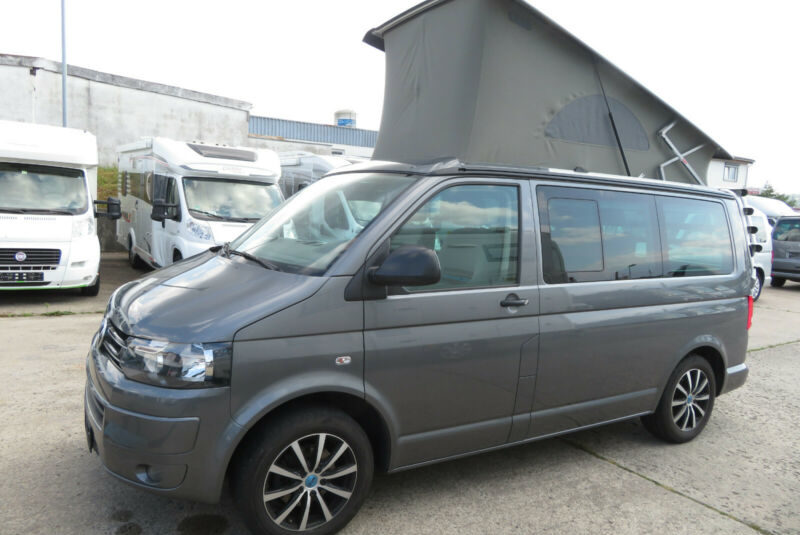 Volkswagen T5 California Beach avec kitchenette