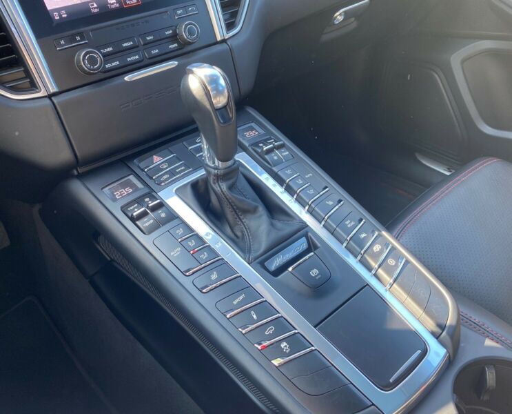 Porsche Macan GTS PDK PANO NAV BOSE