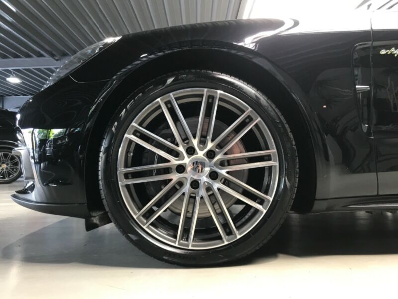 Porsche Panamera 4 Hybride électrique