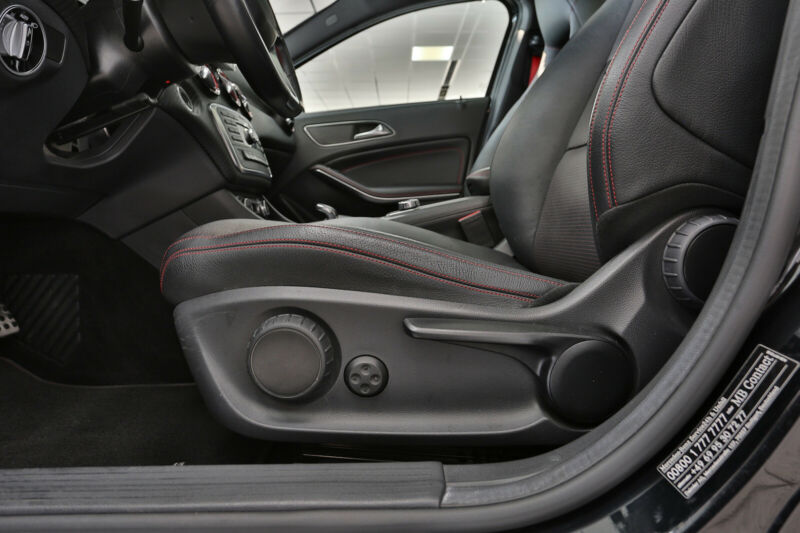 Mercedes-Benz A 45 AMG PERFORMANCE