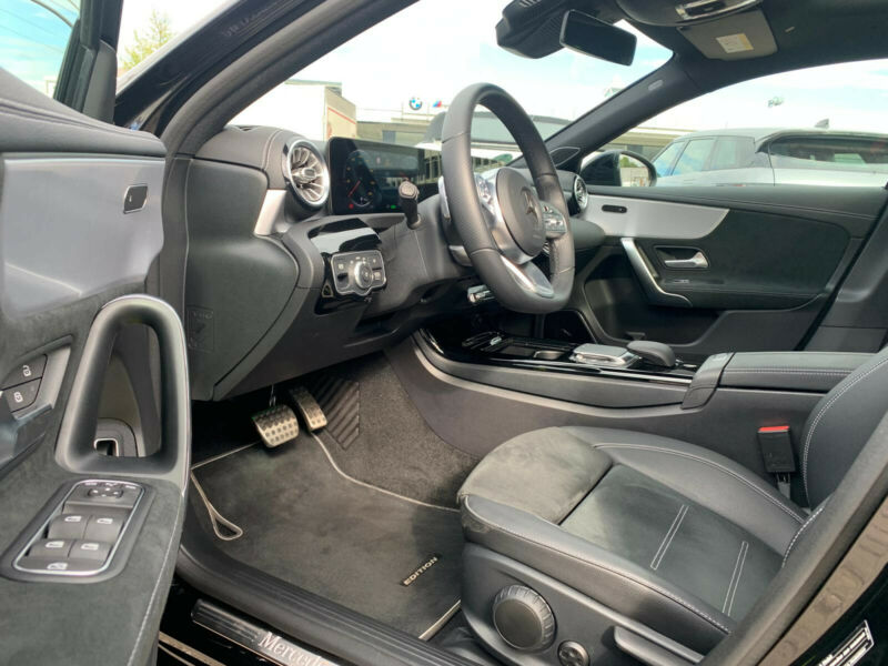 Mercedes Classe A 250 AMG * Navi * Pano *