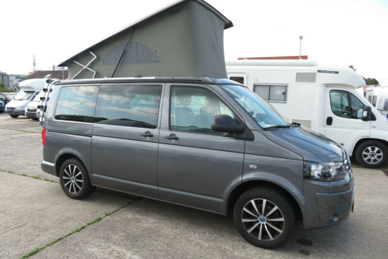 Volkswagen T5 California Beach avec kitchenette
