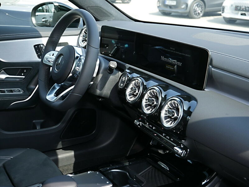 Mercedes-Benz A 220 d  AMG EDITION