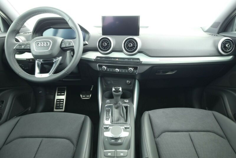 Audi Q2 35 TFSI S tronic * S line