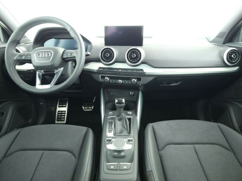 Audi Q2 35 TFSI S tronic * S line
