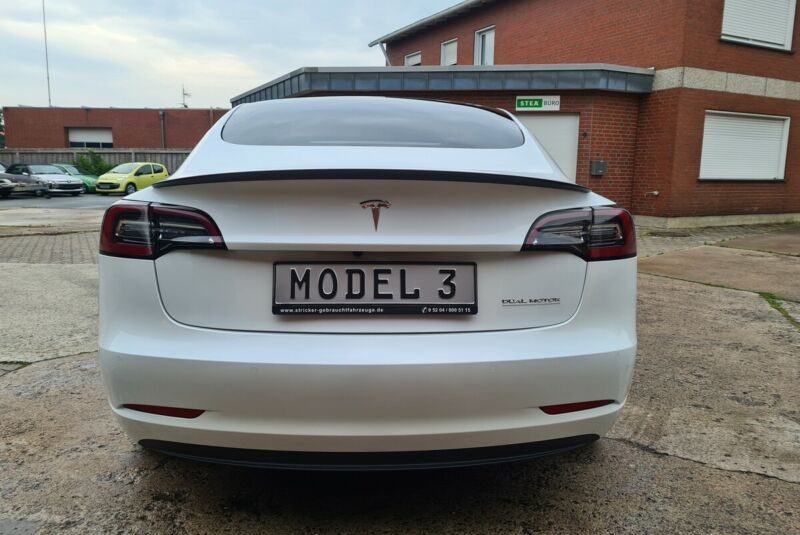 Tesla Model 3 PERFORMANCE Q1 FL