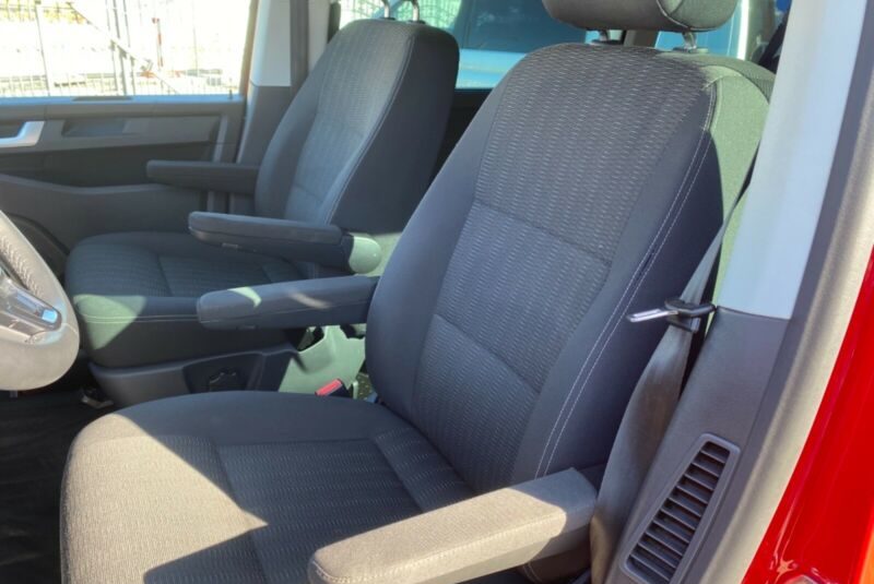 Volkswagen T6 Caravelle Comfortline 4Motion