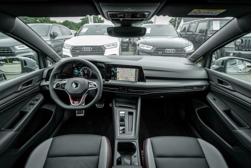 Volkswagen Golf GTI 2.0 TSI OPF DSG DCC