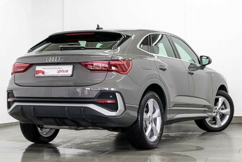 Audi Q3 Sportback 40 TDI  S LINE