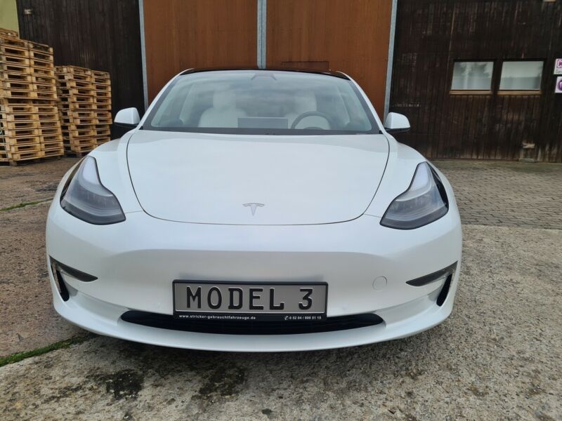 Tesla Model 3 PERFORMANCE Q1 FL