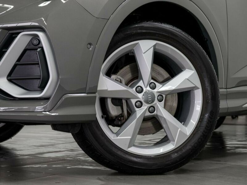 Audi Q3 Sportback 40 TDI  S LINE