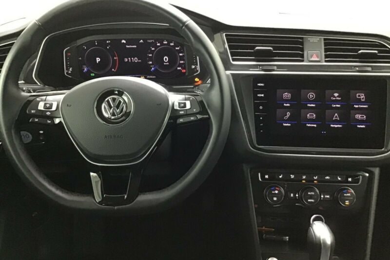 Volkswagen Tiguan 2.0 TDI 4M R-LINE
