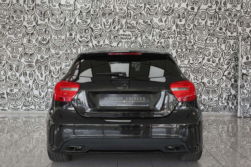 Mercedes-Benz A 45 AMG PERFORMANCE