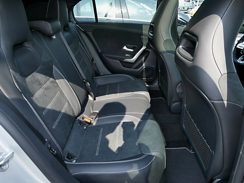 Mercedes-Benz A 220 d  AMG EDITION