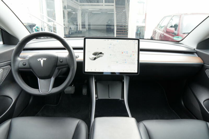 Tesla Model 3 Excellent état Gamme standard