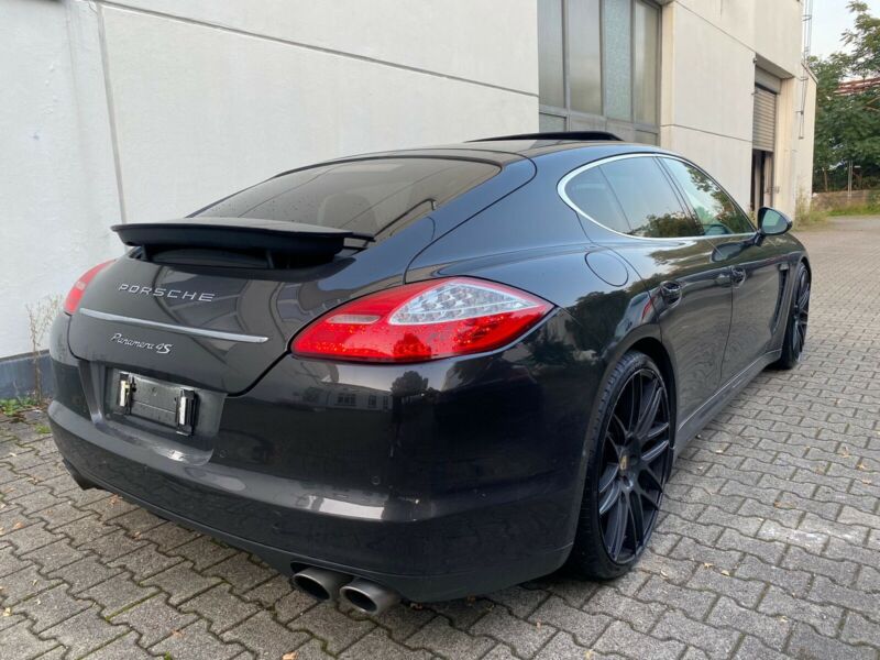Porsche Panamera 4 S Jantes 22 POUCES Bi-Xénon