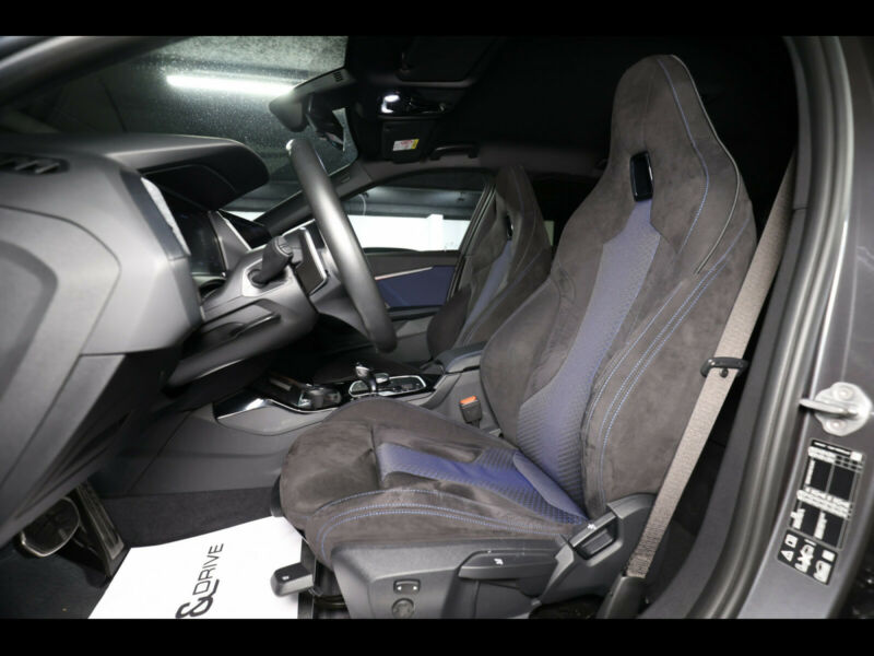 BMW 135 i XDRIVE 5-Tr AUTO  VIRTUEL